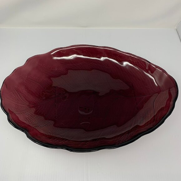 Vintage Purple Glass Platter Leaf Art Glass Serving Platter Charcuterie - Picture 10 of 10